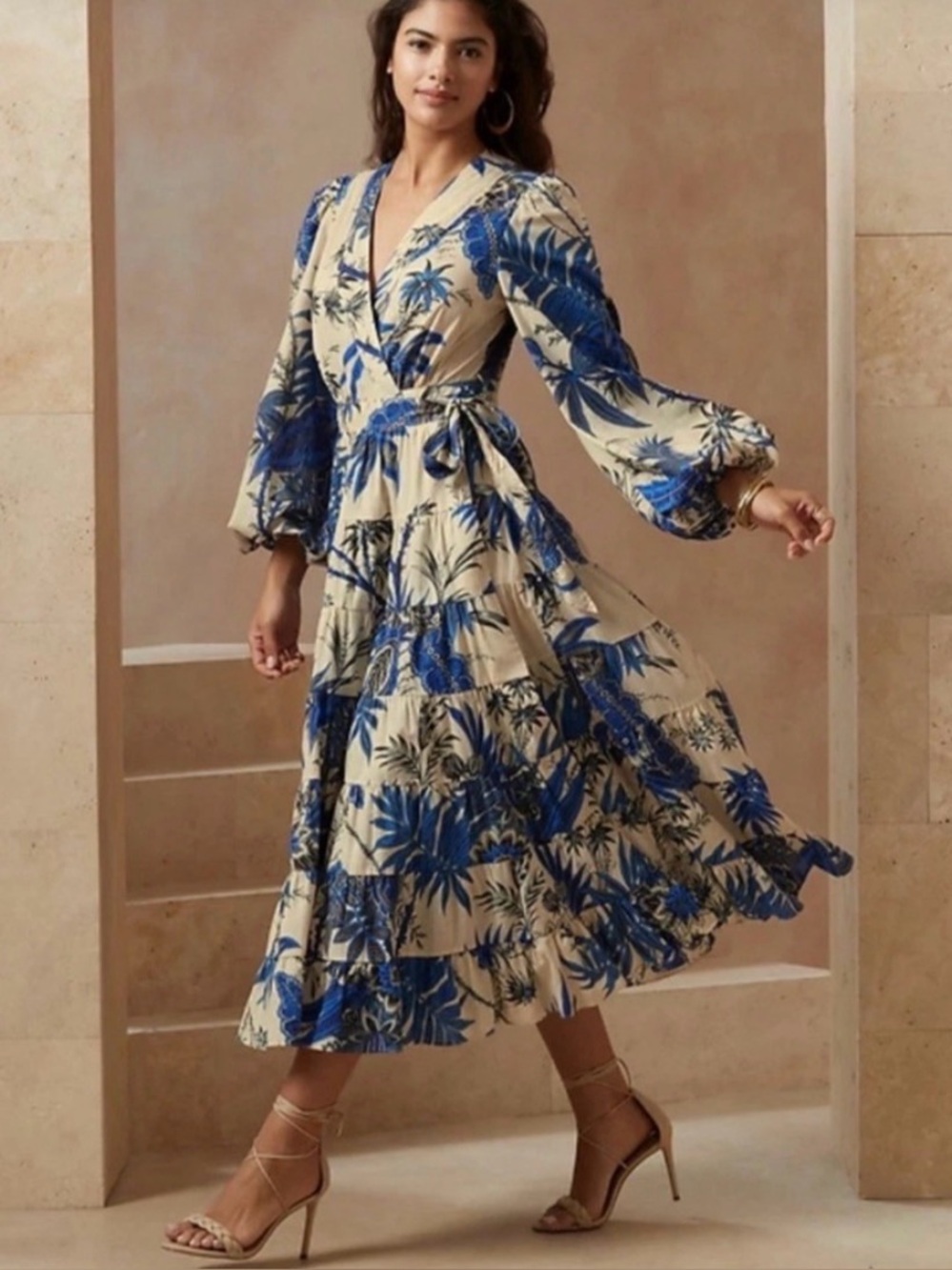 Banana Republic Women’s Stampa Blue Floral Wrap Dress Size Small